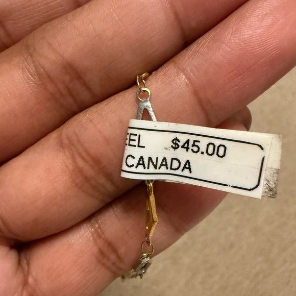 Elegant Two-Tone Necklace - Picture 5 of 5